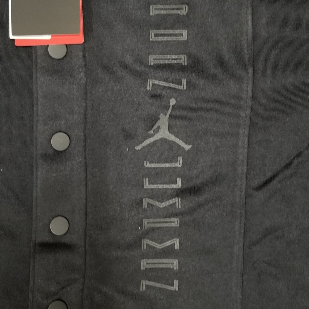Nike Air Jordan 11 Basketball Jacket Men's Sizes - Picture 3 of 5